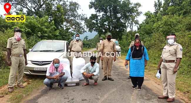 ୫୩ କେଜି ଗଞ୍ଜେଇ ସହ ଦୁଇଗିରଫ ଗାଡ଼ି ଜବତ