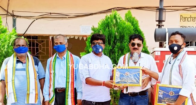 ଜାତୀୟ ମାନବାଧିକାର ପରିଷଦ ପକ୍ଷରୁ ଦିଗପହଣ୍ଡି ଅଞ୍ଚଳର କରୋନା ଯୋଦ୍ଧାଙ୍କୁ ସମ୍ବର୍ଦ୍ଧନା