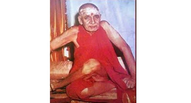 ଧର୍ମସମ୍ରାଟ କରପତ୍ରୀଜୀ ମହାରାଜ ଜଣେ ପ୍ରଚଣ୍ଡ ବିଦ୍ୱାନ ଓ ପ୍ରଖର ବକ୍ତା ଥିଲେ