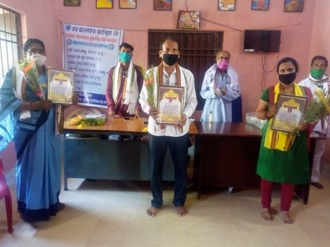 କରୋନା ଯୋଦ୍ଧାଙ୍କୁ କଲ୍ୟାଣୀ ମଲ୍ଟି ପରପୋଜ ଚାରିଟେବୁଲ ଟ୍ରଷ୍ଟ ପକ୍ଷରୁ ସମ୍ବର୍ଦ୍ଧନା