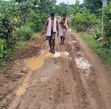 କାଶିପୁର-ଇଛାପୁର ରାସ୍ତା ଅବସ୍ଥା ଶୋଚନୀୟ