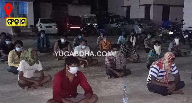 ଜୁଆଖେଳ ଚାଲିଥିବା ଖବର ପାଇ ପୋଲିସ ଚଢାଉ