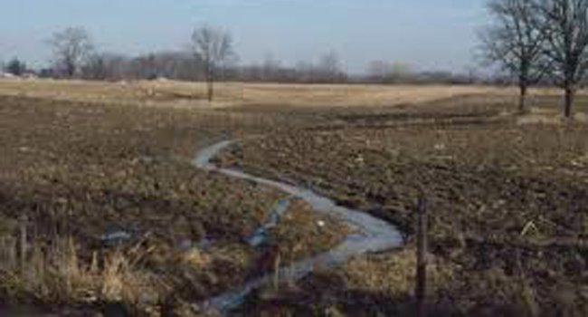 ଜିଲ୍ଲା କୃଷକ ମହାସଙ୍ଘ ପକ୍ଷରୁ ଜଳ ନିଷ୍କାସନ ପାଇଁ ଜିଲ୍ଲାପାଳଙ୍କୁ ନିବଦେନ