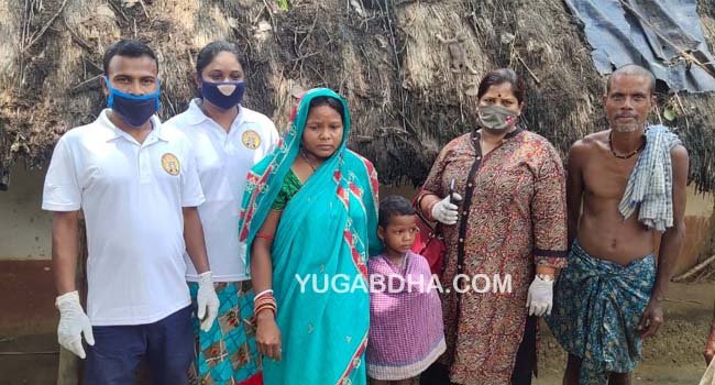 ଗୁରୁତର ଆହତ ଶିଶୁର ଚିକିତ୍ସା ପାଇଁ ସହଯୋଗର ହାତ ବଢ଼ାଇଲା ଜୟଦୁର୍ଗା ଫାଉଣ୍ଡେସନ ଟ୍ରଷ୍ଟ