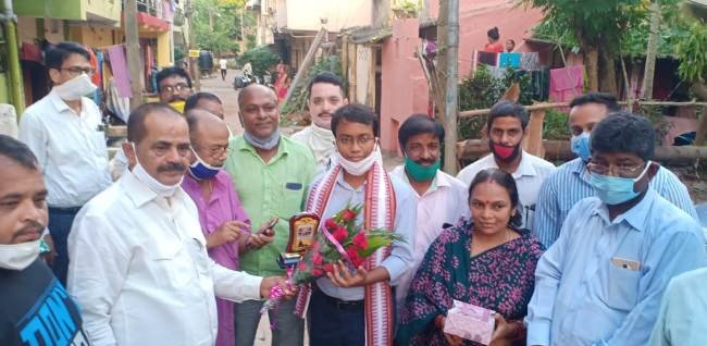 ସିଭିଲ୍ ସର୍ଭିସ୍ ପରୀକ୍ଷାରେ କୃତିତ୍ୱ ଅର୍ଜନ କରିଥିବା ବିଶ୍ୱରଞ୍ଜନଙ୍କୁ ସମ୍ବର୍ଦ୍ଧନା