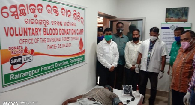 ବନଖଣ୍ଡ କର୍ମଚାରୀଙ୍କ ଆନୁକୁଲ୍ୟରେ ୩୬ ୟୂନିଟ ରକ୍ତ ସଂଗ୍ରହ