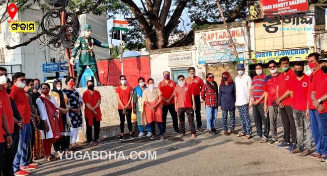 ବ୍ରହ୍ମପୁରର "ଟିମ କ୍ଲିନ ସିଟି" ପକ୍ଷରୁ ମହାପୁରୁଷ ମାନଙ୍କ ପ୍ରତିମୂର୍ତ୍ତିକୁ ସଫା