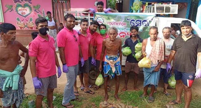 ୟୁଥ୍ ଫର ସେବା ସଂଗଠନ ତରଫରୁ କେନ୍ଦ୍ରାପଡ଼ା ବନ୍ୟା ବିପନ୍ନ ଙ୍କୁ ସହାୟତା
