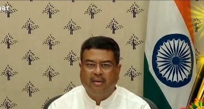 ନୂଆଦିଲ୍ଲୀ ଜୁହାର ପରିବାରର ଇ-‘ନୂଆଁଖାଇ ପରବ୍‌’ରେ କେନ୍ଦ୍ରମନ୍ତ୍ରୀ