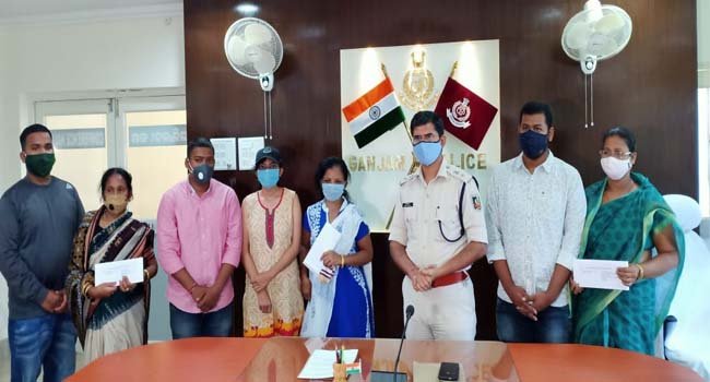 କୋରନାରେ ମୃତ୍ୟୁ ହୋଇଥିବା ପୋଲିସ କର୍ମଚାରୀଙ୍କ ପରିବାରବର୍ଗଙ୍କୁ ଆର୍ଥିକ ସହାୟତା