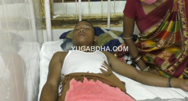 ଡ୍ରାଇଭରକୁ ହୋମଗାର୍ଡ ମାଡ ମାରି ଗୁରୁତର କରିବା ଘଟଣାରେ ଥାନାରେ ଅଭିଯୋଗ