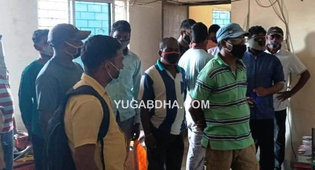 ବକେୟା ଅର୍ଥ ପ୍ରଦାନ ନ କରି ପଳାଉଥିବାବେଳେ ଶ୍ରମିକ ଓ ଠିକାଦାର ଘେରିଲେ ଟିପିଏଲ କାର୍ଯ୍ୟାଳୟ