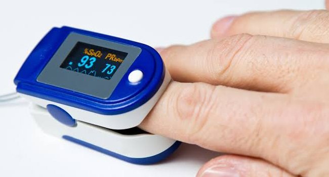 ବୁଗୁଡ଼ା ବ୍ଲକରେ ପଲସ ଅକ୍ସିମିଟର ଟେଷ୍ଟିଂ