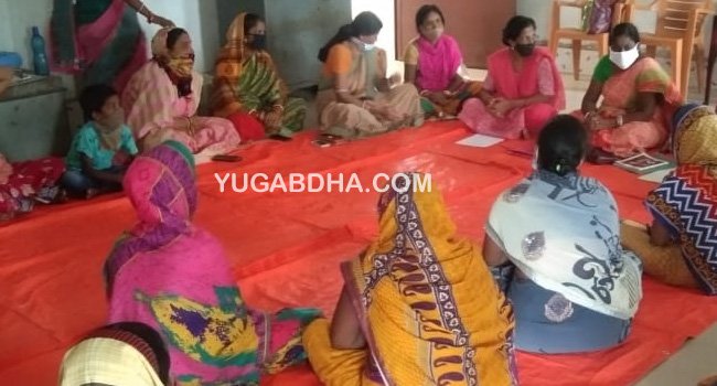 କୋଭିଡ୍ ଆଇନକୁ ଉଲଂଘନ କରି ମହିଳା ସଂଘର ବୈଠକ