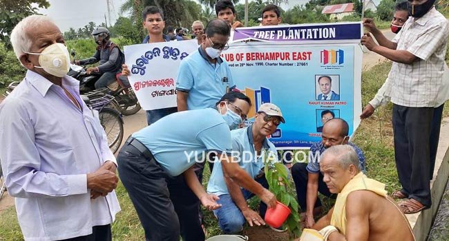 ଟାଙ୍ଗଣାପଲ୍ଲୀ ପଲ୍ଲୀରେ ରୋଟାରୀ କ୍ଳବ ଓ ପୁରାତନ ଛାତ୍ର ସଂସଦ ତରଫରୁ ବୃକ୍ଷ ରୋପଣ କାର୍ଯ୍ୟକ୍ରମ