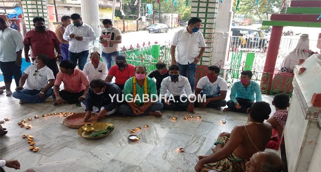 ଅତନୁଙ୍କ ଆରୋଗ୍ୟ କାମନା କରି ଶାରଳା ପୀଠରେ ସମୂହ ଦୀପ ଦାନ