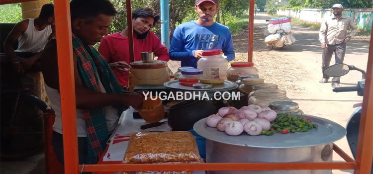 ଗ୍ରାହକଙ୍କୁ ଇଶ୍ଵର ଭାବି ୩୦ ବର୍ଷ ହେବ ଵାରମଜା ଵିକୁଛନ୍ତି ଶଙ୍କର୍ଷଣ