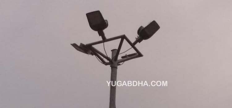 ବିଦ୍ଯୁତ୍ ଖୁଣ୍ଟରେ ନାମ କୁ ମାତ୍ର ଲାଗିଛି ବତୀ