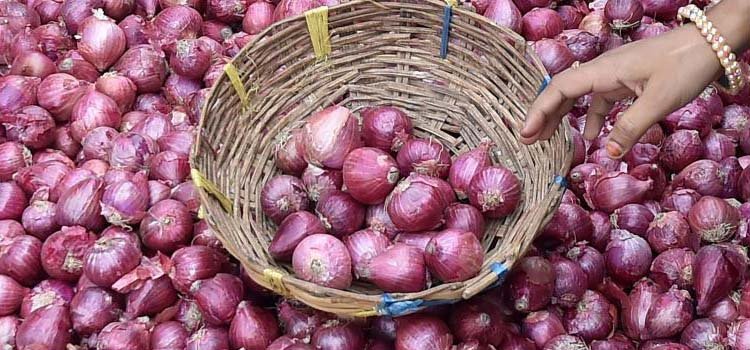 ଶତକ ମୁହାଁ ପିଆଜ ଦର ; ୭୫ ଛୁଇଁଲାଣି