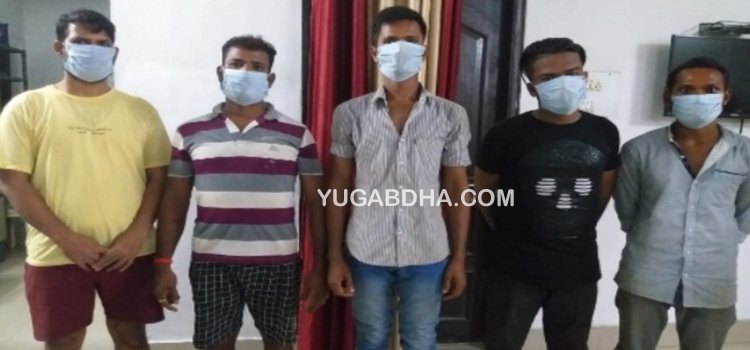 ଡକାୟତି ଉଦ୍ୟମ ପଣ୍ଡ, ୨ ଜୀବନ୍ତ ବୋମା, ୨ ବାଇକ ଓ ଖଣ୍ଡା ଜବତ, ୫ ଜଣ ଗିରଫ।