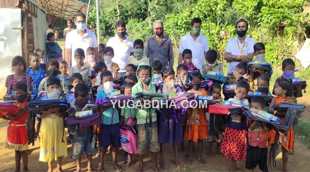 ଜୟଦୁର୍ଗା ଫାଉଣ୍ଡେସନ ପକ୍ଷରୁ ପାଠ୍ୟପୁସ୍ତକ ବିତରଣ 