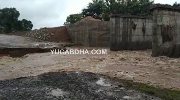 ବର୍ଷାରେ ଧୋଇଗଲା ଅସ୍ଥାୟୀ କଲଭର୍ଟ