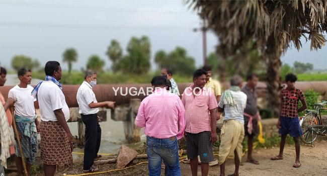ଜଳ ଘେରରେ ରହିଥିବା କେନାଲ ଚାଷ ଜମିକୁ ବୁଲି ଦେଖିଲେ ଜଳ ସେଚନ ବିଭାଗ ଚିଫ୍ ଇଂଜିନିୟର