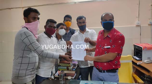 ସୁଗମ ପ୍ରକ୍ଷରୁ ମୁଖ୍ୟମନ୍ତ୍ରୀଙ୍କୁ ସ୍ମାରଙ୍କ ପତ୍ର  ପ୍ରଦାନ