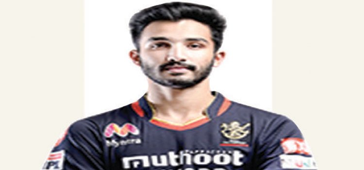 ପଦାର୍ପଣରେ ୪୦୦+ ରନ୍‌ କରିବାରେ ପଡ଼ିକଲ ଦ୍ୱତୀୟ ଅନ୍‌କ୍ୟାପ୍‌ଡ ଭାରତୀୟ