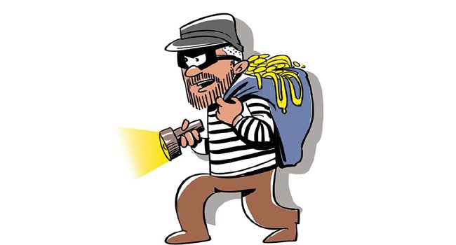 ଦୋକାନୀଙ୍କ ଠାରୁ ସୁନା ଲୁଟ