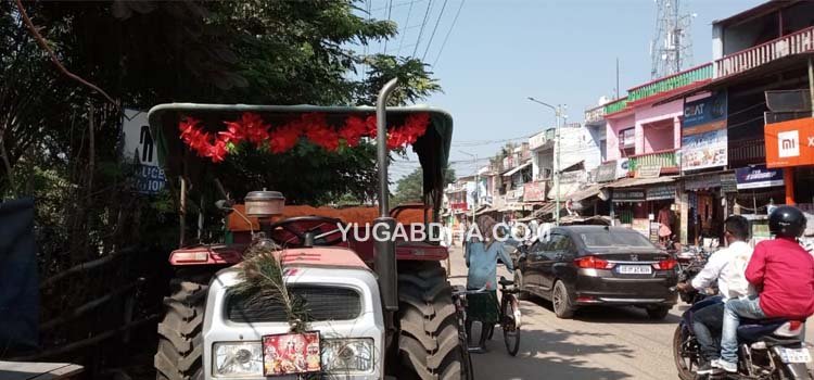 ବେଆଇନ୍ ବାଲି ଚୋରା ଚାଲାଣ; ଡ୍ରାଇଭରକୁ ଗିରଫ କରି ଟ୍ରାକ୍ଟର୍ ଜବତ କଲା ପୋଲିସ୍