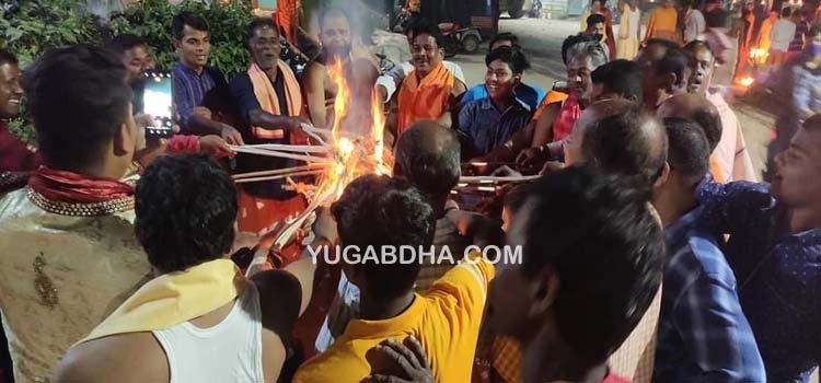 ଜିଲ୍ଲା ପ୍ରଶାସନର ନିର୍ଦ୍ଦେଶକୁ ବ୍ୟବସାୟୀଙ୍କ ବେଖାତିରି, ବାଣ ରୋଷଣୀରେ କମ୍ପିଲା