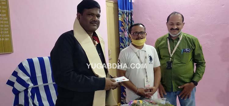ଜଗନ୍ନାଥପ୍ରସାଦ ୱେବ ମିଡ଼ିଆ ୟୁନିୟନ ତରଫରୁ  ଜଗନ୍ନାଥ ପ୍ରସାଦ ନୂତନ ଥାନା ଅଧିକାରୀ ଦିଲ୍ଲୀପ କୁମାର ସ୍ୱାଇଁ ଙ୍କୁ ସ୍ୱାଗତ