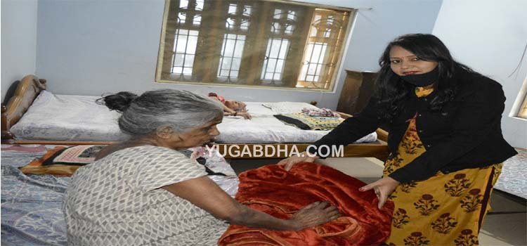 ଏସ୍‌ଏମ୍‌ଏସ୍ ଫାଉଣ୍ଡେସନ ଟ୍ରଷ୍ଟ ପକ୍ଷରୁ ବୃଦ୍ଧାଶ୍ରମରେ କମ୍ବଳ ବଣ୍ଟନ