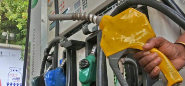 ପେଟ୍ରୋଲ ୮୩, ଡିଜେଲ୍‌ ୭୯ ଟଙ୍କା ଛୁଇଁବ