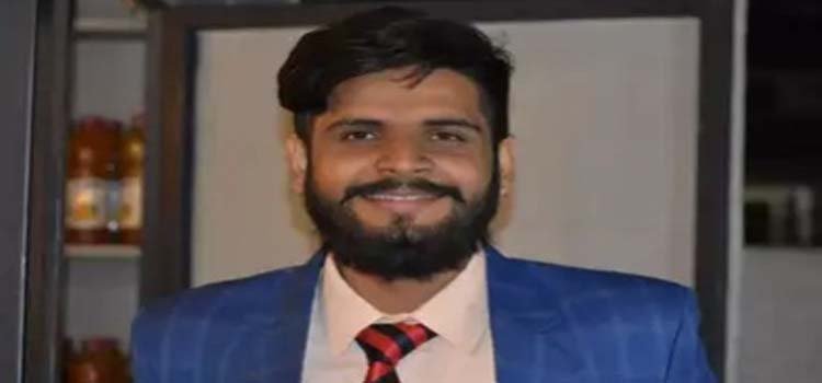 ପ୍ରଥମ ଥର ପାଇଁ ଇସ୍‌ଲାମିକ୍‌ ଷ୍ଟଜିଜ୍‌ ଏଣ୍ଟ୍ରାନ୍ସ ପରୀକ୍ଷାରେ ଟପ୍‌ କଲେ ଜଣେ ଅଣ-ମୁସ୍‌ଲମାନ