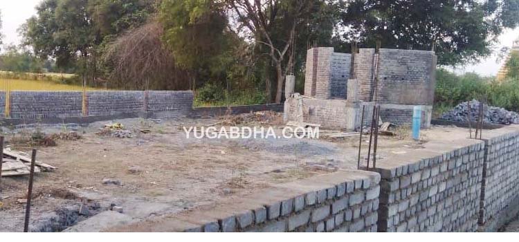 ବିନା ଫଳକ ଓ ନିମ୍ନମାନର କାର୍ଯ୍ୟକୁ ବନ୍ଦ କଲେ ଗ୍ରାମବାସୀ