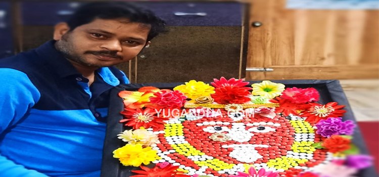 ଇଣ୍ଡିଆ ବୁକ ଅଫ ରେକର୍ଡ୍ସ" ରେ ସ୍ଥାନ ପାଇଲା ଶିଳ୍ପୀ ସତ୍ୟଙ୍କ ବୋତାମରେ ତିଆରି କଳାକୃତି