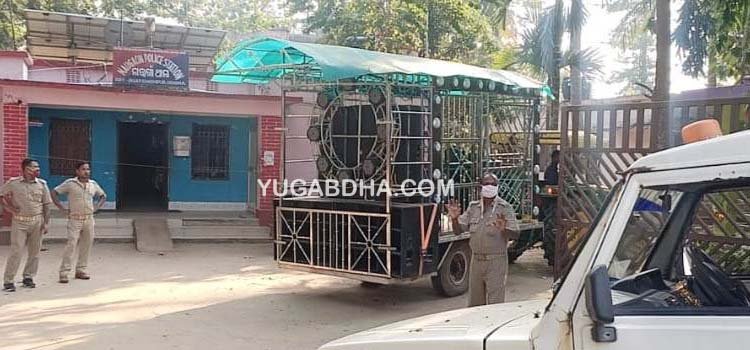 ଡିଜେ ବଜାଇ ବିବାହ ପାଇଁ ଯାଉଥିବା ସମୟରେ ପୋଲିସ ଦ୍ୱାରା ଡିଜେ ଜବତ