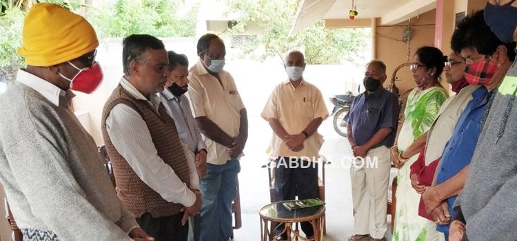 ବିଶିଷ୍ଟ କଣ୍ଠଶିଳ୍ପୀଙ୍କୁ ଅଶ୍ରୁଳ ଶ୍ରଦ୍ଧାଞ୍ଜଳି