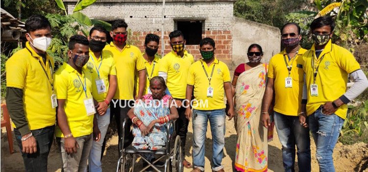 ଦିବ୍ୟାଙ୍ଗ ଙ୍କୁ ସହାୟତା ର ହାତ ବଢ଼ାଇଲା ସାମାଜିକ ସଂଗଠନ