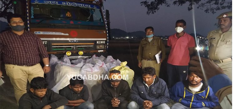 ୫ ଅନ୍ତଃରାଜ୍ୟ ଗଞ୍ଜେଇ ଚାଲାଣକାରୀ ଗିରଫ