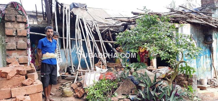 କାନ୍ଥ ପଡ଼ି ମା’ପୁଅ ଗୁରୁତର