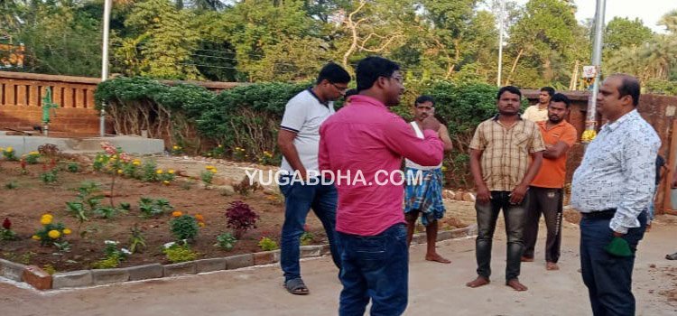 ଥାନା ଅଧିକାରୀଙ୍କ ବୌଦ୍ଧବିହାର ପରିଦର୍ଶନ