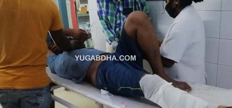 ବାଇକ୍ କୁ ଧକ୍କା ଦେଲା ଟ୍ରକ