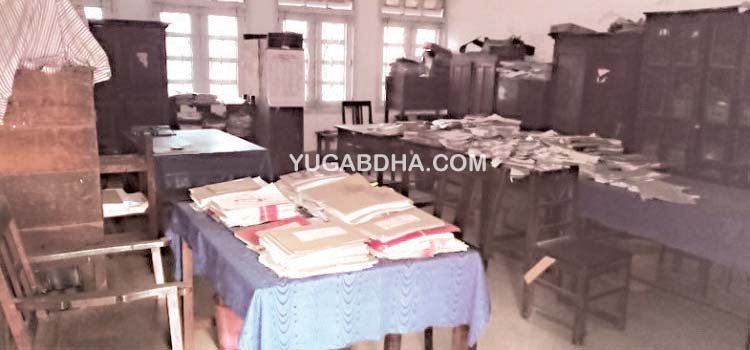 ଶନିବାର ଛୁଟି ସୁହାଉଛି  : ସରକାରୀ କର୍ମଚାରୀ କାର୍ଯ୍ୟାଳୟରେ ଅଧିକାଂଶ ଦିନ ଅନୁପସ୍ଥିତ ରହୁଥିବାରୁ ଜନ ଅସନ୍ତୋଷ ବୃଦ୍ଧି ପାଉଛି: ଉନ୍ନୟନ କାର୍ଯ୍ୟ ବାଧାପ୍ରାପ୍ତ 