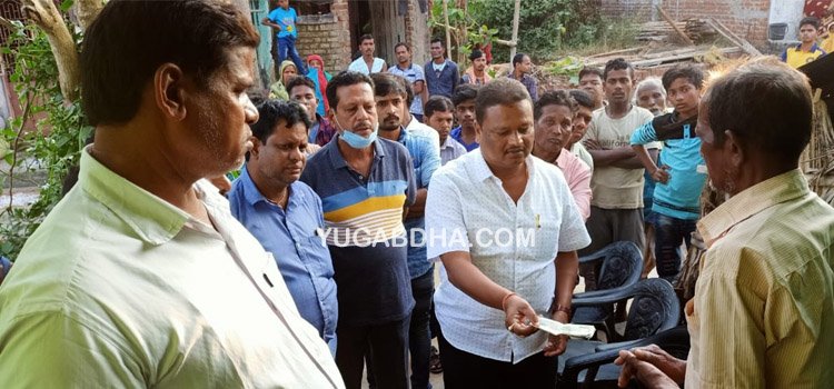 ସୁରାଟରେ ମୃତ୍ୟୁ ବରଣ କରିଥିବା ଶ୍ରମିକଙ୍କ ପରିବାରକୁ ଭେଟିଲେ ବିଧାୟକ