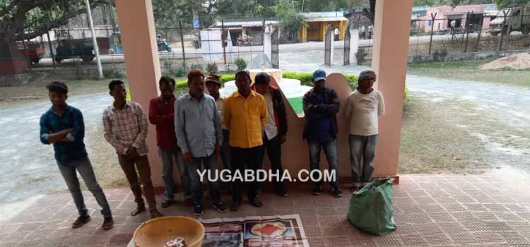 ଜାରିତାଣ୍ଡି ଫୁଟଵଲ ପଡିଆ ନିକଟରେ ଆନ୍ତଃରାଜ୍ୟ ୯ ଜୁଆଡିଙ୍କୁ ମାଡି ଵସିଲା ତିରିଂ ପୋଲିସ;୨୭,୩୯୧ ଟଙ୍କ,୪ମୋବାଇଲ,ଜୁଆ ଖେଳସାମଗ୍ରୀ ଜବତ