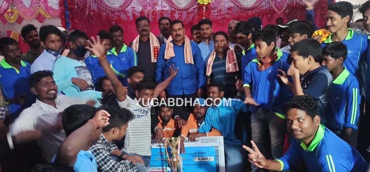 ଧାନଘର ଓସ୍ତପାଳରେ ମା ମଙ୍ଗଳା କ୍ରିକେଟ, ବିରଞ୍ଚିପୁର ଚମ୍ପିୟାନ 