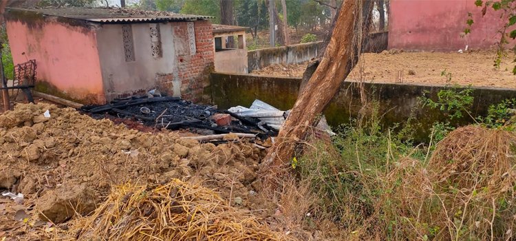 ଦୋକାନକୁ ଜାଳିଦେଲେ ଦୁର୍ବୁତ